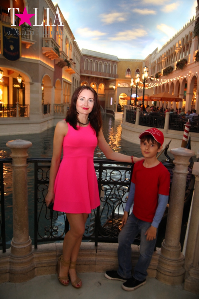 Каналы Венеции в отеле The Venetian в Лас Вегасе, Невада, США